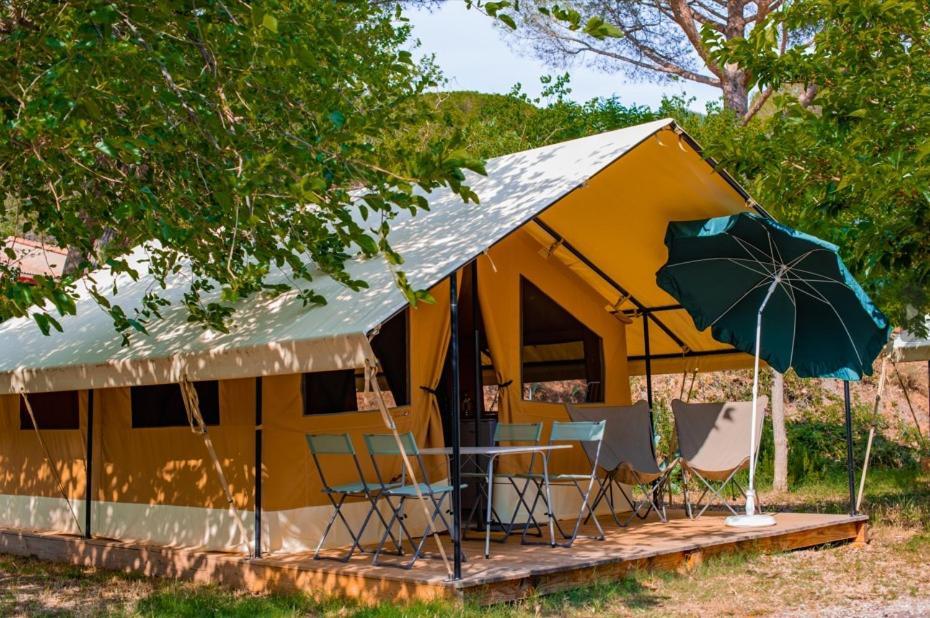 Onlycamp Les Peupliers * Lepin-le-Lac